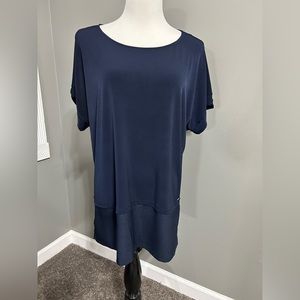 Calvin Klein women’s size large‎ blouse with cap sleeve scoop neck navy color